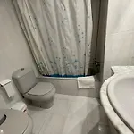 Vivienda Familiar Junto Plaza Toros De *