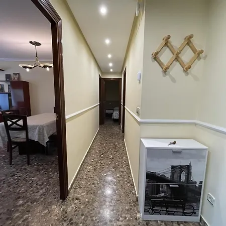 Vivienda Familiar Junto Plaza Toros De