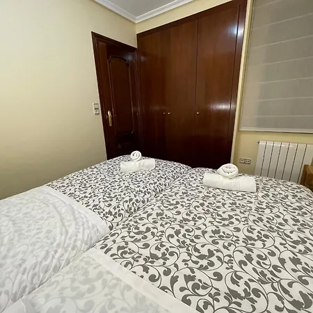 Lägenhet Vivienda Familiar Junto Plaza Toros De *