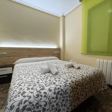 Apartamento Vivienda Familiar Junto Plaza Toros De Teruel