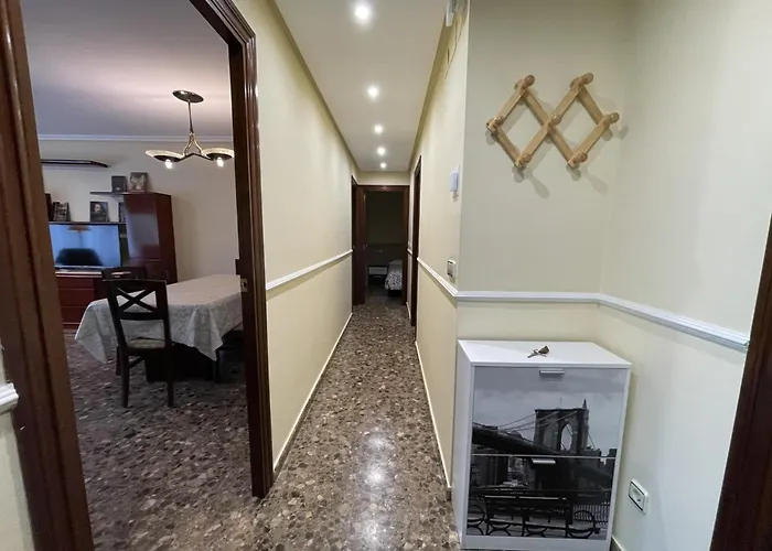 Vivienda Familiar Junto Plaza Toros De