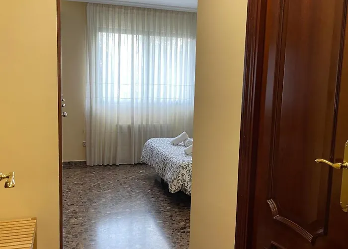 Lägenhet Vivienda Familiar Junto Plaza Toros De Teruel