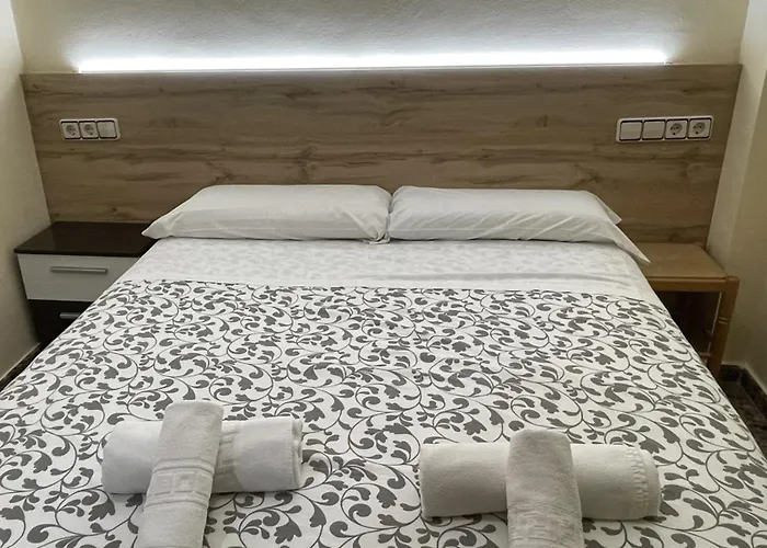 Vivienda Familiar Junto Plaza Toros De